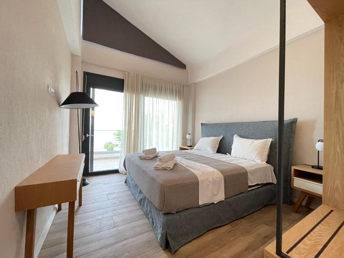Villa Oleandra By The Sea